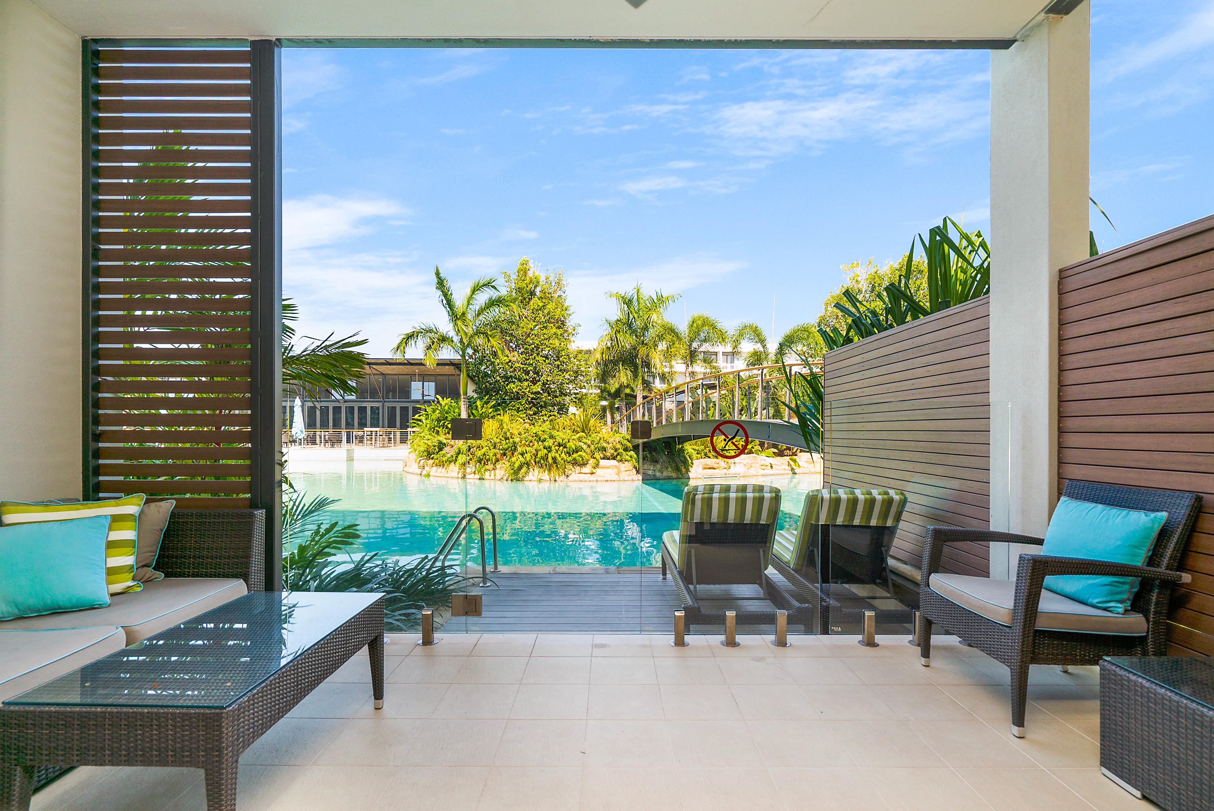 Mindil Beach Casino Resort Darwin Extérieur photo Pool Villa