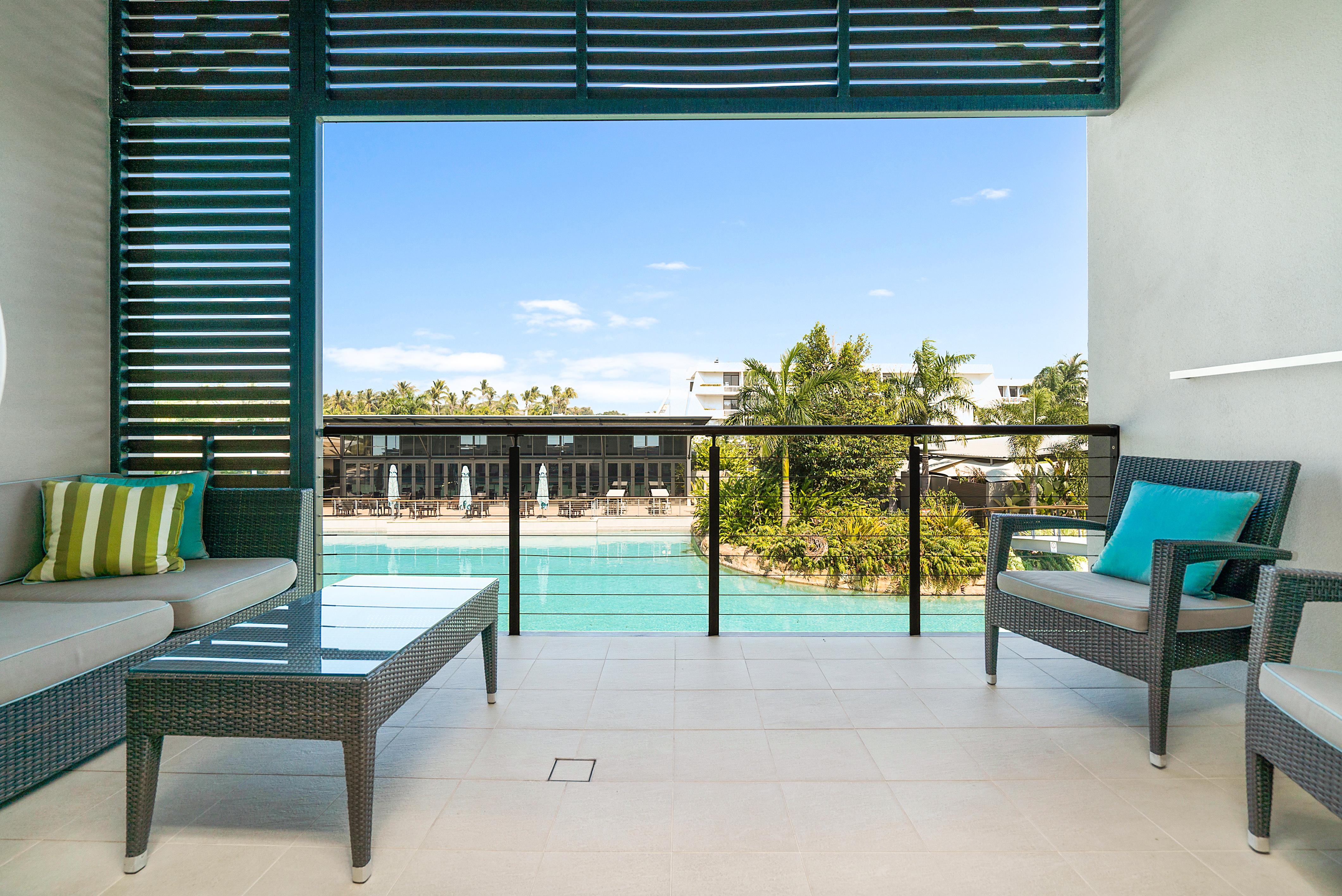 Mindil Beach Casino Resort Darwin Extérieur photo The pool at the W Hotel