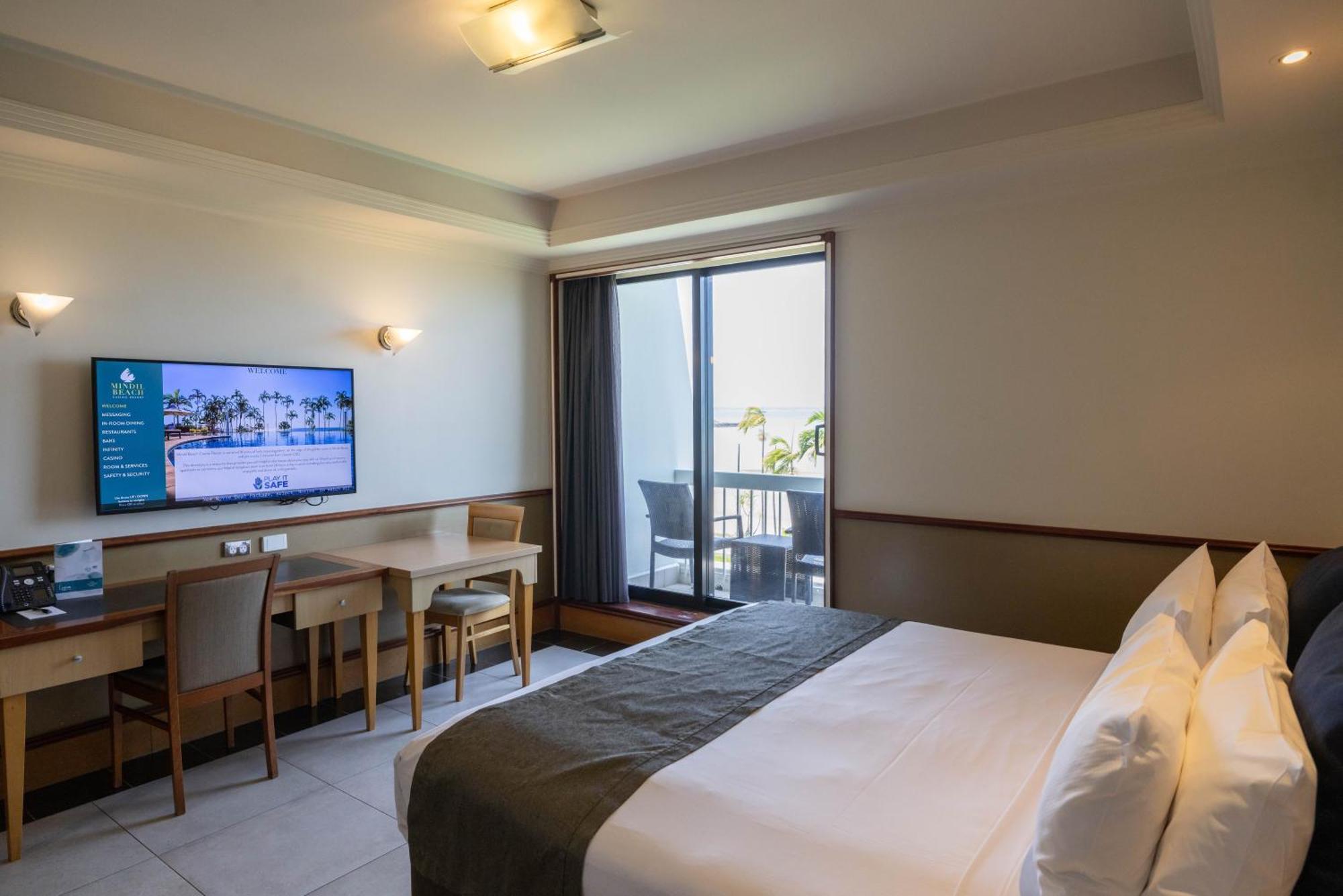 Mindil Beach Casino Resort Darwin Extérieur photo A room at the hotel